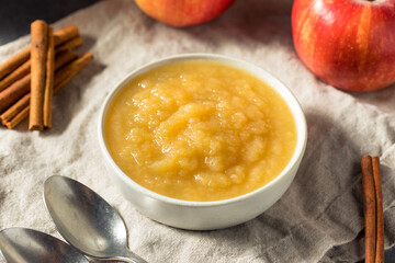 Healthy Organic Raw Apple Sauce