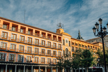 Fototapeta premium landscape and detail of the architecture of the plaza mayor in toledo, spain