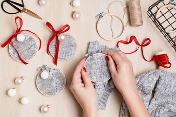 Diy project of christmas ornaments made of repurposed old sweater and embroidery hoops. Easy...