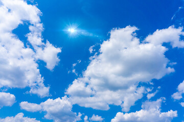 Naklejka na ściany i meble 太陽の日差しと爽やかな青空と雲の背景素材_o_08