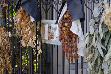 雑貨屋玄関にあるドライフラワー