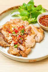 savoury grilled chicken with chilli and garlic