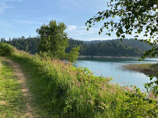 Hiking and recreational trails along Omladinsko Lake or bicycle paths around Lokvarsko Lake, Lokve - Croatia (Pješačko-biciklističke staze oko Omladinskog ili Lokvarskog jezera, Lokve - Hrvatska)