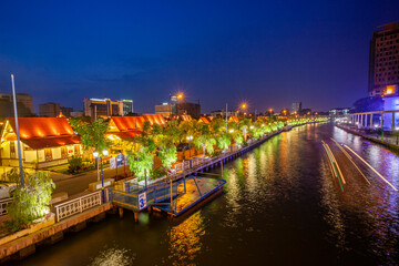 Fototapeta na wymiar Malacca River at Night