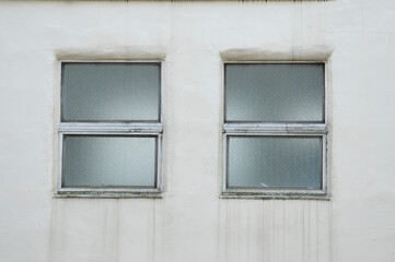 Fototapeta na wymiar 壁と窓