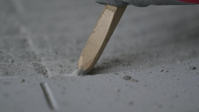 LAVORAZIONE DELLA PIETRA