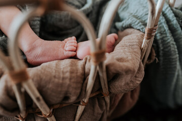Pies de beb&eacute;. Pies de beb&eacute; reci&eacute;n nacido.