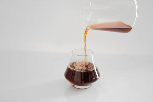 Coffee brewing, Making pour over coffee