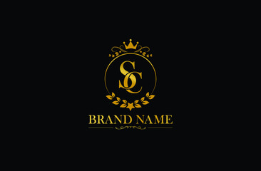 Naklejka premium Luxury letter SC vector logo mark, elegant ornament monogram, Golden Initials S and C with crown