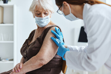 Fototapeta premium patient and doctor covid-19 passport virus epidemic