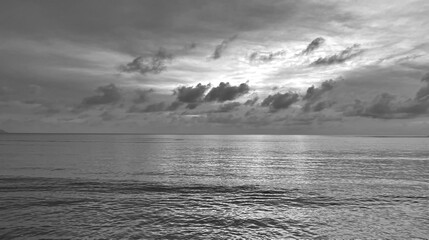 seascape photo in black and white