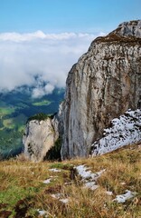 Felswand in den Alpen