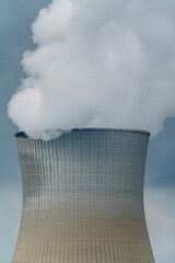 AKW, Atomkraftwerk, Kernkraftwerk Gundremmingen, Blick auf Kühltürme