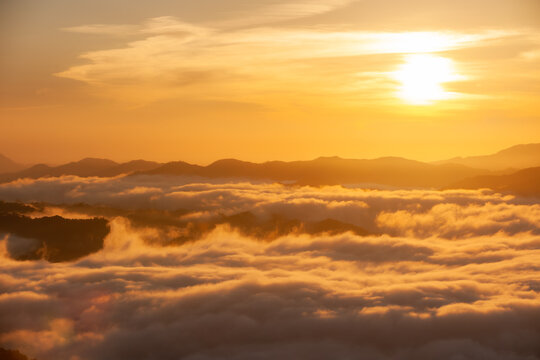 朝陽と雲海 © Masayoshi Hirose