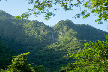 cascada de la media luna