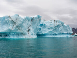 Fototapeta na wymiar photos of mountains, sea ice, glaciers and oceans from the Canadian arctic