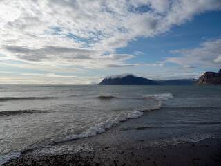 photos of mountains, sea ice, glaciers and oceans from the Canadian arctic