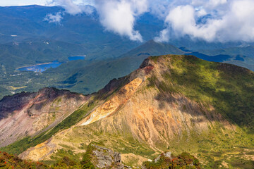 Fototapeta na wymiar 福島県の磐梯山山頂から見える景色