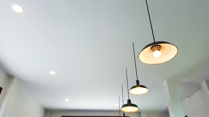 Traditional cailing lamps hanging from the cailling