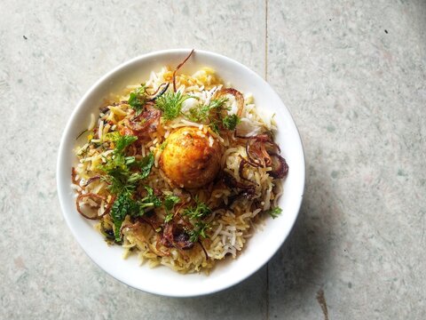 Egg Biryani (Anda Aloo Ki Biryani) Famous Indian Food