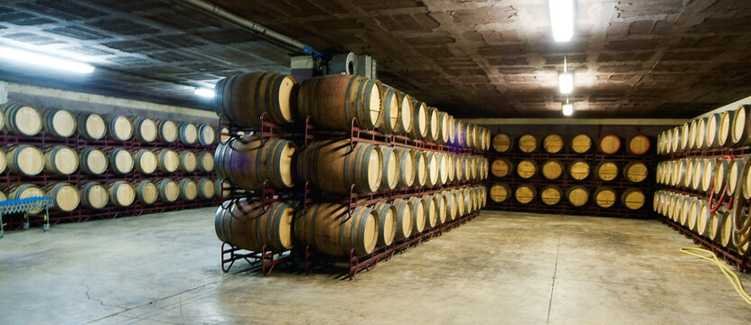 Bodega Roura en Alella municipio de Catalu&ntilde;a. Con Denominaci&oacute;n de origen Alella. Perteneciente a la provincia de Barcelona, en la comarca del Maresme.