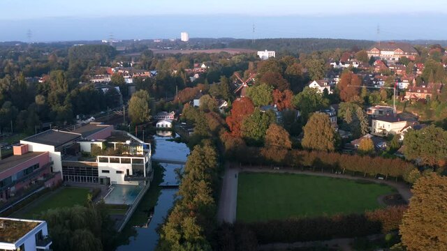 Bergedorfer M&uuml;hle am Schillerufer, Luftaufnahme