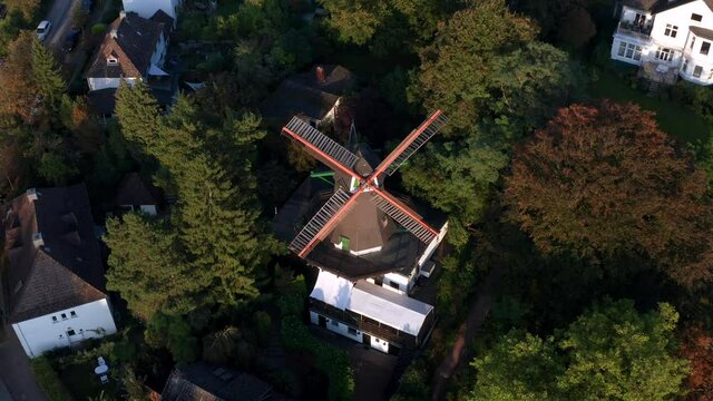 Bergedorfer M&uuml;hle am Schillerufer, Luftaufnahme