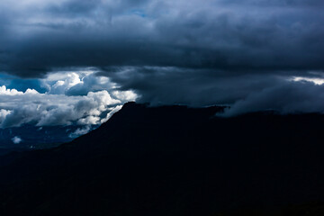 Fototapeta na wymiar Clouds rainy seson cover the mountain peaks, tropical rainforests, Thailand