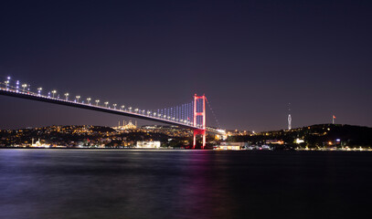 Fototapeta na wymiar istanbul city lights at evening