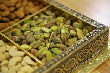 Luxurious Pistachios in Box: Pristine, Organic Nuts Elegantly Displayed for Premium Gifting and Healthy Snacking - High-Quality Image