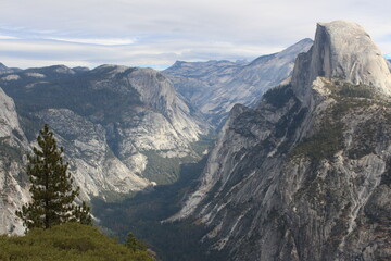 Tal am Half Dome im Yosemite National Park