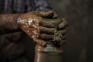 age 75 and 70 years of mastery... the story of the transformation of mud into pottery... the works made by the master turn into objects for human use with the combination of soil, water and fire.  