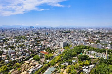 Fototapeta premium 快晴の東山タワーから見下ろした名古屋市の都市風景