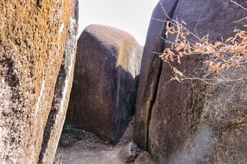 岐阜県瑞浪市　鬼岩公園の迫力のある奇岩