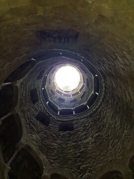 Quinta da Regaleira - Po&ccedil;o Iniciatico