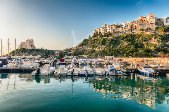 Scenic view of the harbor of Sperlonga, Italy