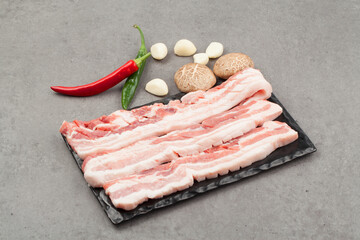 돼지고기,삼겹살,날것,누끼,돼지고기,사람없음,삼겹살,신선,실내,요리,육류,음식,음식재료,조각