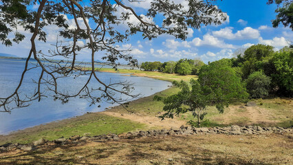 Kalawewa- is the most beautiful ancient lake in Sri Lanka. There are too many tourists visit this lake daily.
Kalawewa has an indigenous climate and it was usually a cool-dry one.