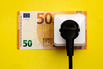 plug and socket on euro banlnotes