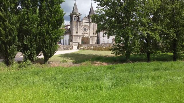 Mosteiro de Pombeiro, Felgueiras, Portugal, vista a&eacute;rea de aproxima&ccedil;&atilde;o da fachada