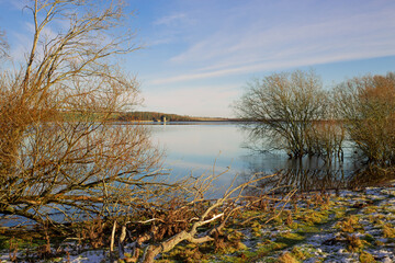Obraz premium Derwent reservoir, winter landscape.