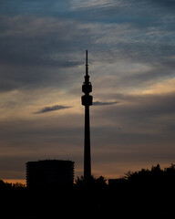 Obraz premium city skyline at sunset
