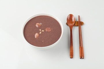 팥죽,겨울,겨울요리,계절,고해상,달콤함,동지,사람없음,새알,숟가락,스튜디오,실내,음식,죽,직물,컨셉,팥죽