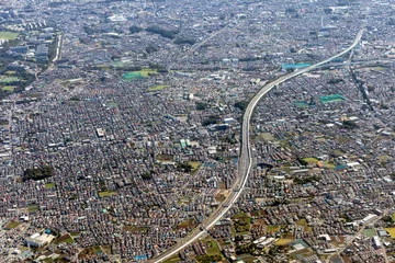 Fotobehang 新座市上空から関越自動車道大泉ジャンクション方向を空撮 © northsan