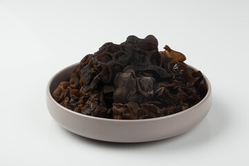 건조,목이버섯,버섯,사람없음,식기류,실내,오브젝트,음식,접시