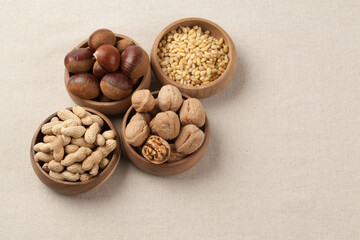 밤,잣,땅콩,호두,건강식품,견과류,고해상,다수,단면,백그라운드,사람없음,실내,오브젝트,음식,절단