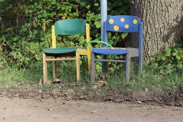 warnung aufpassen vorsicht spielende kinder