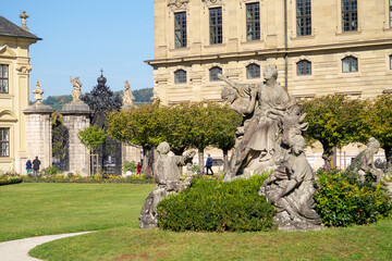 Statue im Residenzgarten 