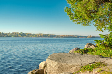 horizontal rock ledge