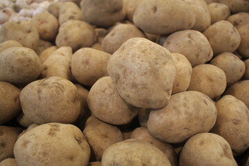 potatoes in the market
